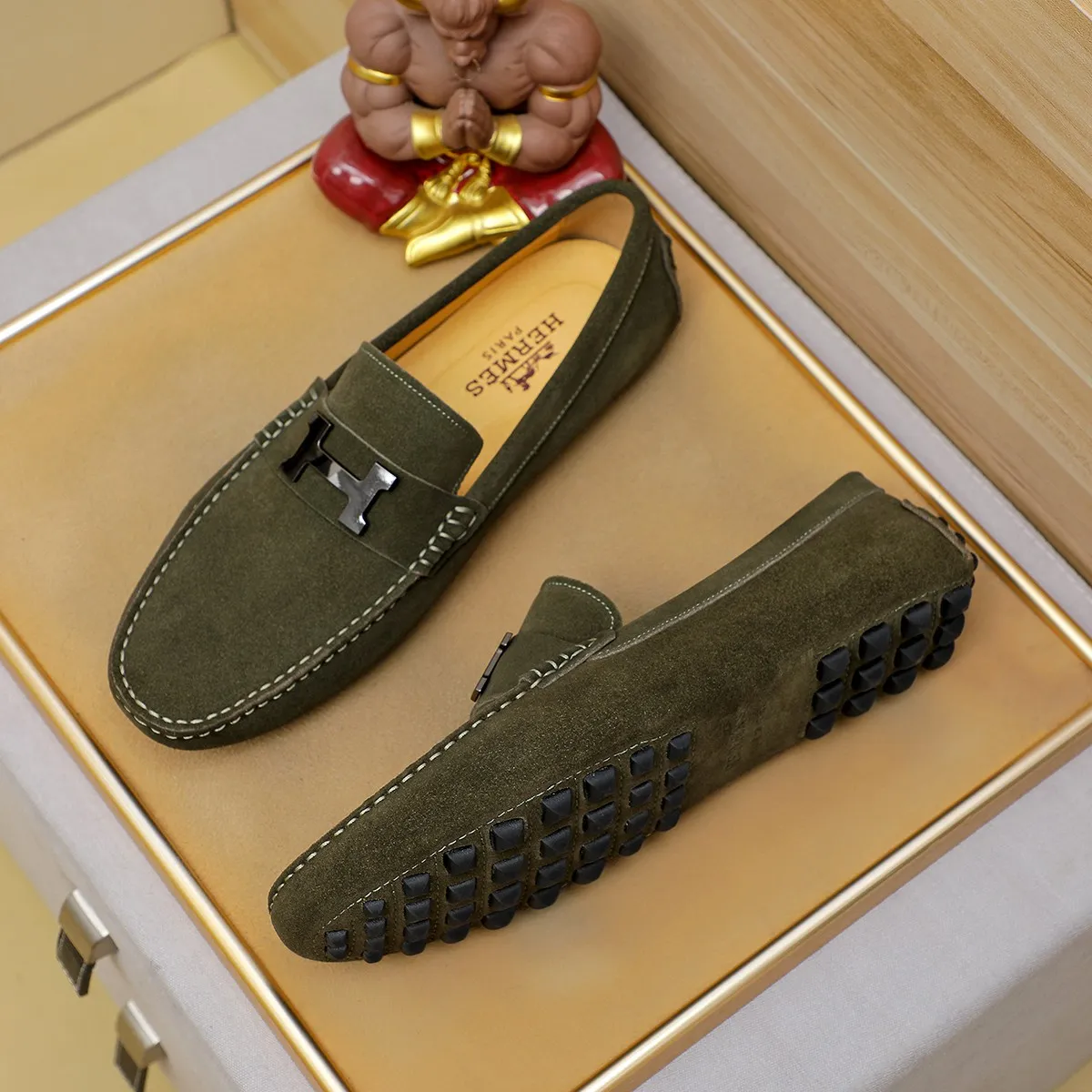 Men's shoes 💰380 🕷🕷【HERMES】Same style at Hermès counters 🇨🇳 Classic slip-on shoes 1:1 mold opening 💯 Original quality 🍓 Made of imported first-layer cowhide 🍅 pigskin lining 🌶🌶 Super high-end men's leather shoes 🇨🇳 Solid and stable, very special 🍇 Color, code number 38-44 (45.46/47 customized)...